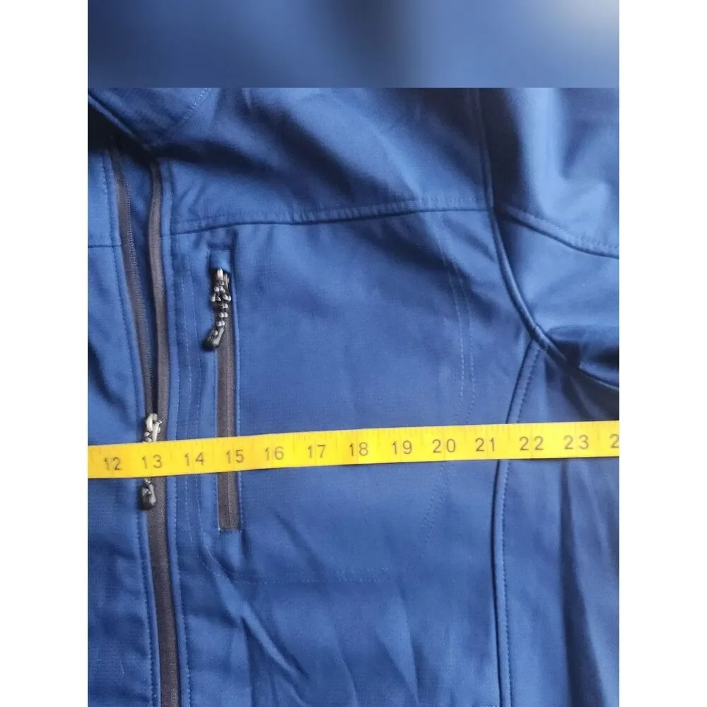 O36 Swiss Tech Men's Royal Blue Windbreaker w Zip Closure & Three Front Pockets